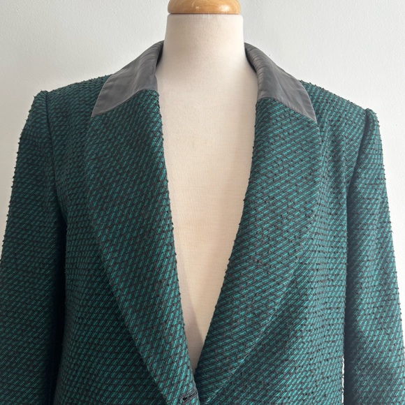 Vintage 80s Emerald Green & Black Bouclé Blazer with Leather Trim M/L - Picture 3 of 15